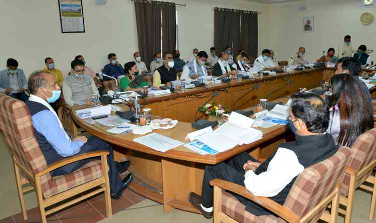 Kangra administration has succeeded in keeping the number of Covid-19 cases under control: CM