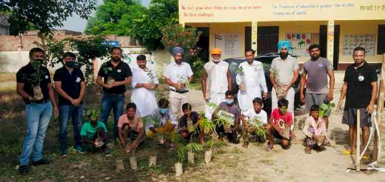 Mayank Foundation plants 200 saplings at Government School, Kamalwala Khurd