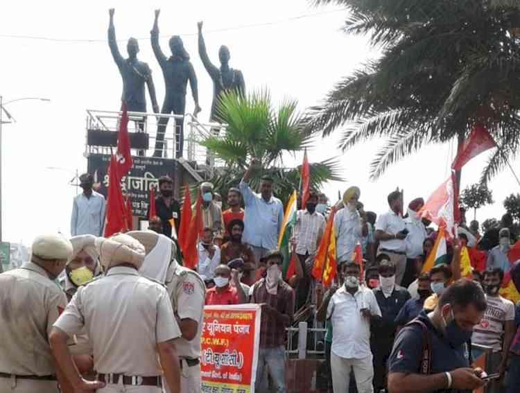 Trade Unions support bandh against corporatization of agriculture 