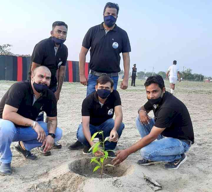 Mayank Foundation completes target to plant 2020 saplings
