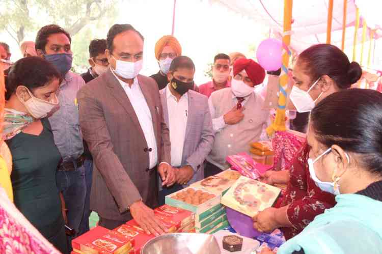 Diwali Mela by self-help groups begin at Mini Secretariat Ludhiana 