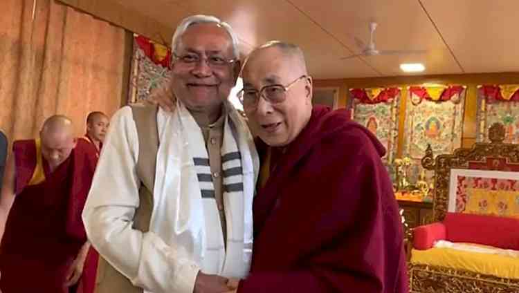 Dalai Lama congratulates Nitish Kumar