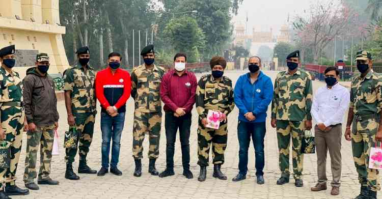 Mayank Foundation celebrates Diwali with BSF Jawans and City Traffic Police
