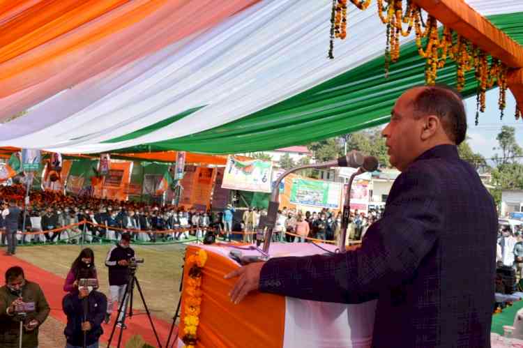 Himachal CM dedicates 14 development projects 