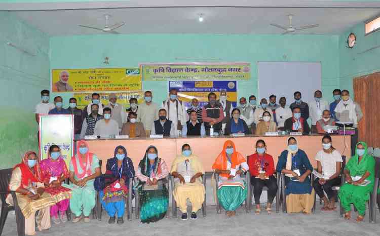 Climate smart agricultural practices shared with farmers by Amity University   