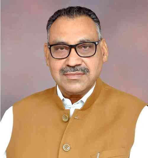 Dewan condemns Modi government's anti-farmer attitude
