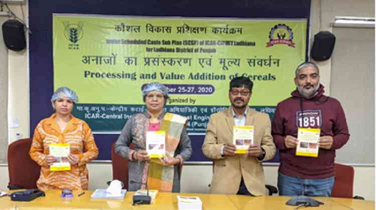 Skill development training on processing and value-addition of cereals under SCSP concludes at ICAR-CIPHET 
