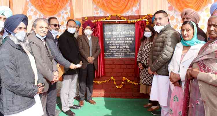 Dr Amar Singh lays foundation stone of Halwara International Airport’s boundary wall