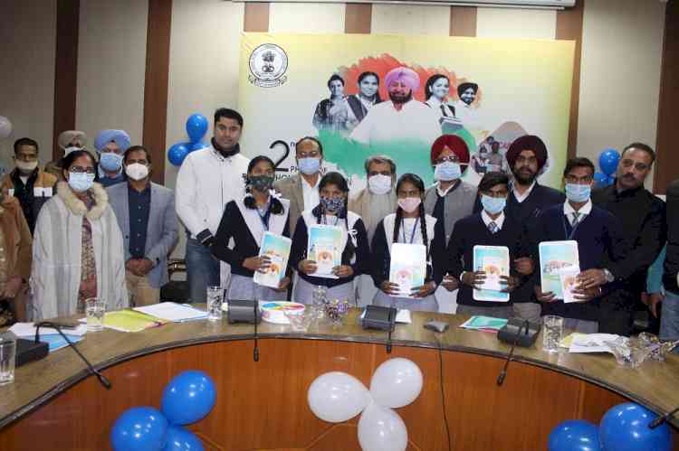 Punjab Food, Civil Supplies and Consumer Affairs Minister Bharat Bhushan Ashu launches second phase of Punjab Smart Connect Scheme