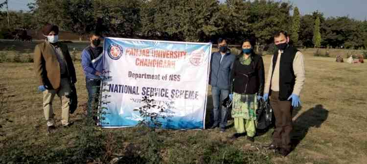 Centre for Medical Physics in collaboration with Department of NSS, PU organised  Swachta Abhiyaan program