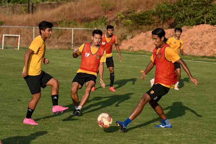 Hyderabad FC face tricky Blasters test