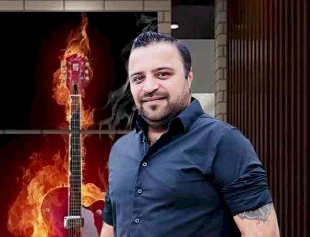 Hussain Ajani releases ‘Takiyan’ with Jabar Abbas & Elizabeth Rai