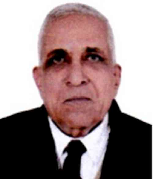 Dr Satish Thaman seeks early start of Y-Block multi-storey flats