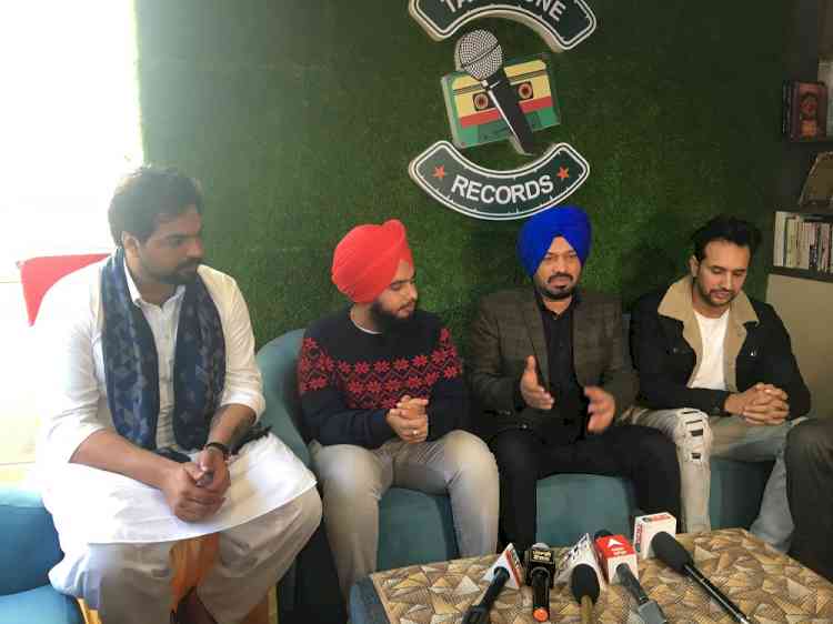 ‘Shukar Manawan’ song featuring Gurpreet Ghuggi and Jaspuran Dhillon launched