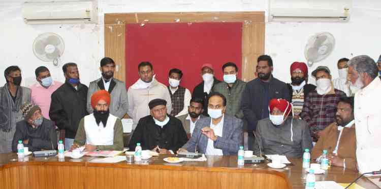 Chairman Safai Karamchari Commission holds review meeting in Ludhiana 