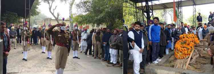 Last rites of Former Cabinet Minister and five times MLA Pt Bal Mukand Sharma takes place