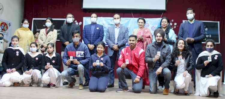 On occasion of National Voters Day, DC Ludhiana launches e-EPIC