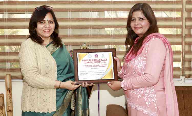 Payal Arora awarded for best research paper