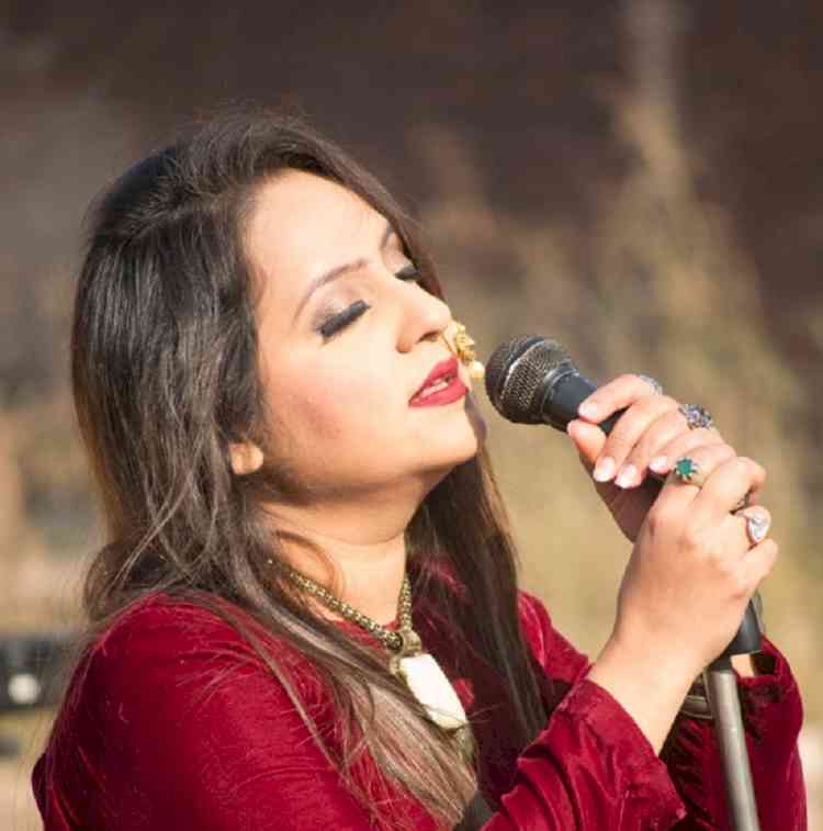 Singer's initiative to revive magic of Punjabi folk songs