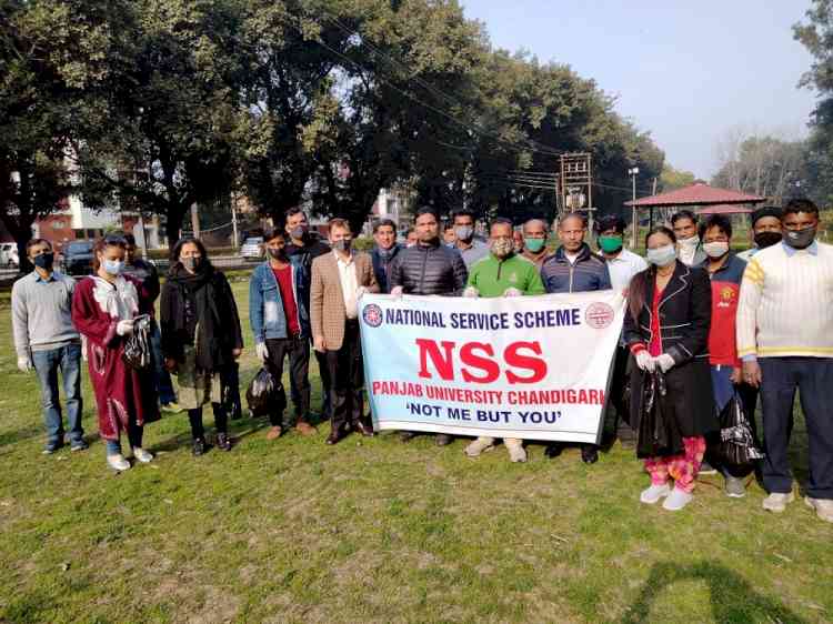 Swachta Abhiyan by NSS, PU