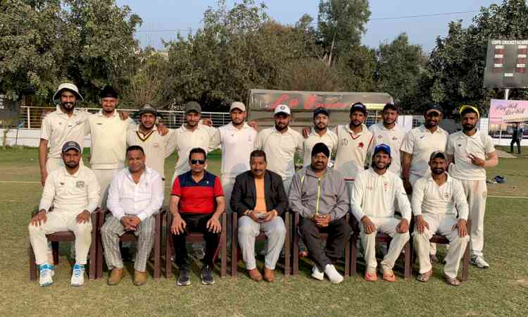 Hoshiarpur brush aside Bathinda, Muktsar trounce Nawanshahr in semi-finals of Trident Inter District Cricket Tournament 2021