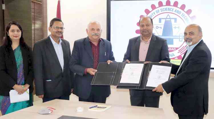TechnoStruct Academy signs MoU with JC Bose University