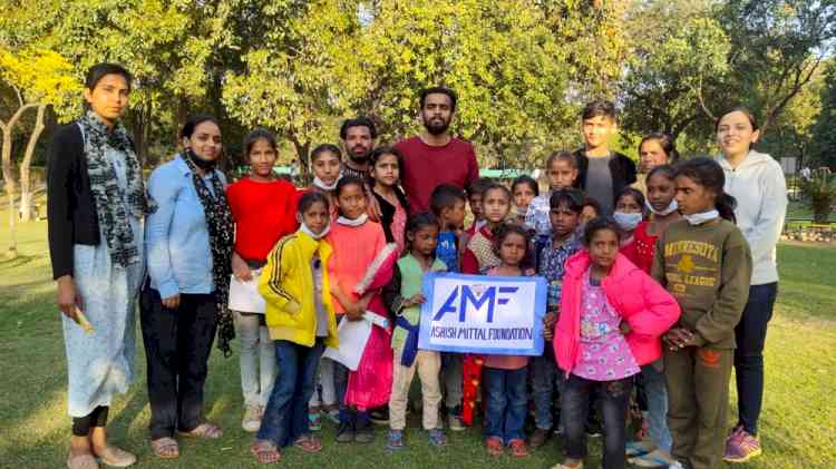 Ashish Mittal Foundation takes underprivileged kids to Chhatbir Zoo