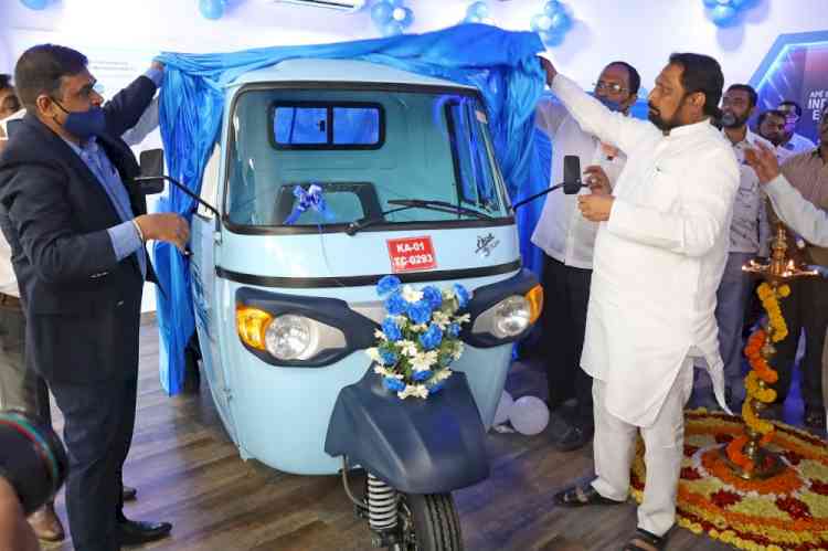 Piaggio Vehicles inaugurates Karnataka’s first-of-its-kind electric vehicle experience center in Bengaluru