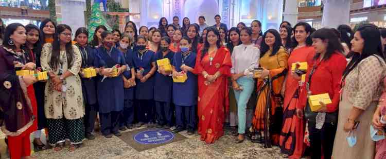 Cyclist Sara, ace shooter Avni attend Women’s Day programme at Gaur City Mall