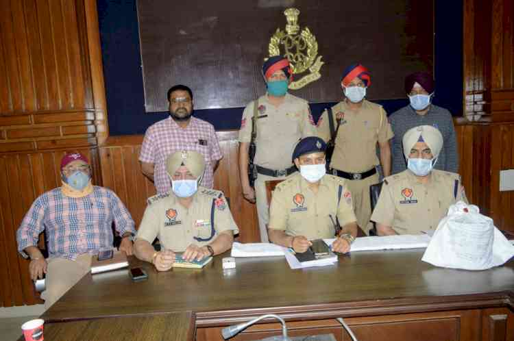 Two Indian drug smugglers nabbed by CI Wing