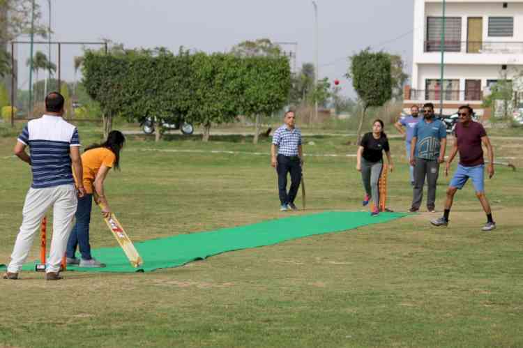 Team Ashima defeated Team Mahesh and wins Royal Estate Cricket Tournament 2021