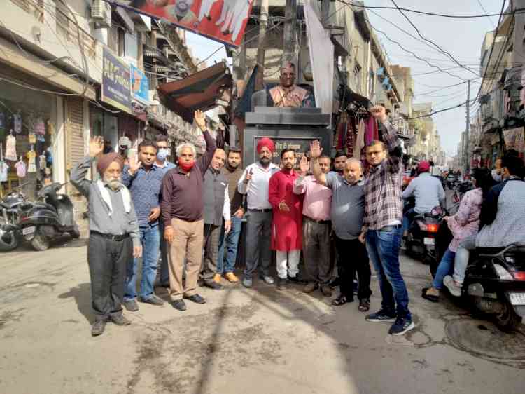 सेल टैक्स विभाग  द्वारा अगर नाके छापे बंद न किए तो व्यापारी विभाग का घेराव करने को होंगे मजबूर: सुनील मेहरा