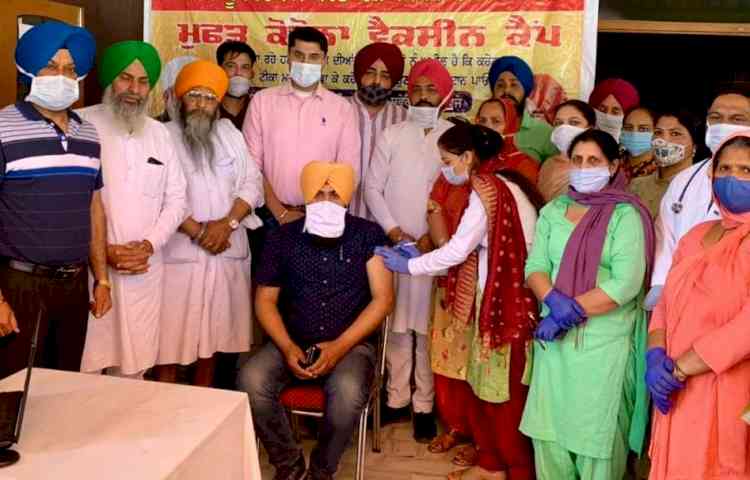 Bindra inaugurates two covid vaccination camps