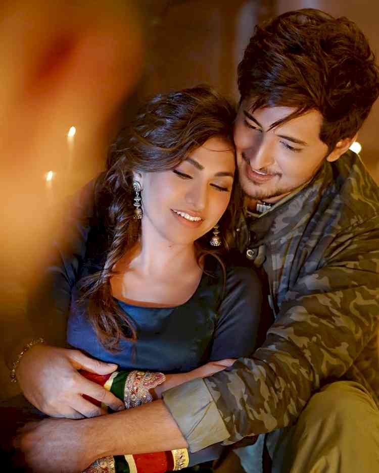 After success of ‘Tere Naal’, Tulsi Kumar and Darshan Raval back with new melodic single ‘Is Qadar’