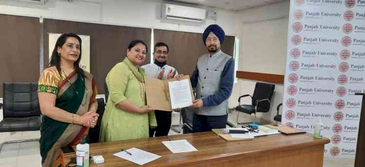 Panjab University School of Communication Studies ties up with PRCI Chandigarh