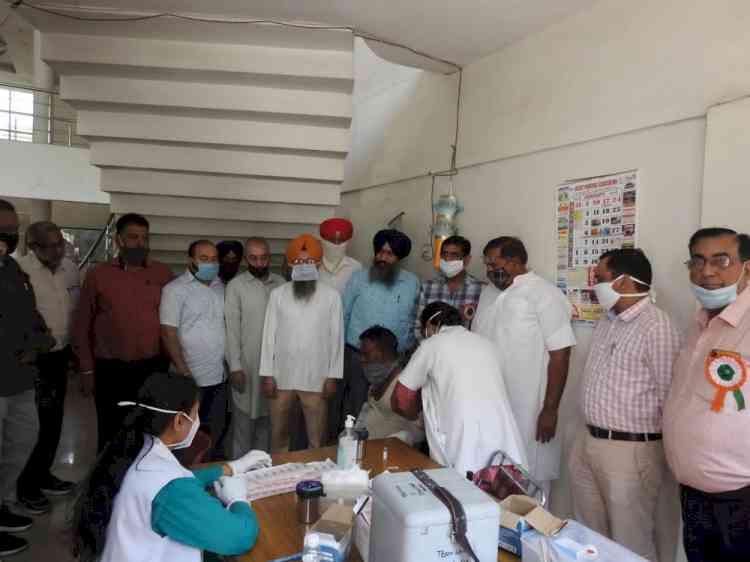 Fastener Manufacturers Association of India organized Covid-19 free vaccination camp 