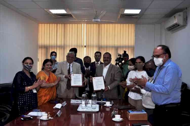 MoU signed between Amity University and Sri BioAesthetics Pvt Ltd