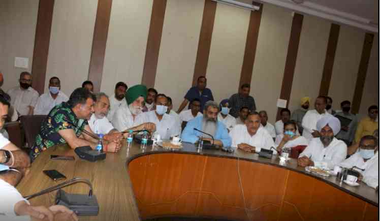 Meeting between Punjab Government and Arhtiyas held in Ludhiana