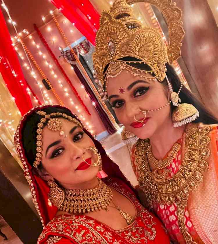 Gracy Singh and Tanvi Dogra wish everyone Shubh Chaitra Navratri