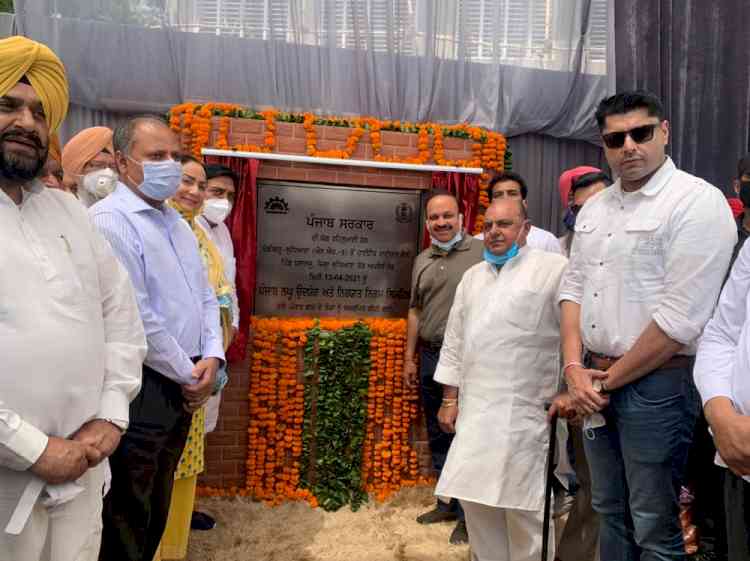 Punjab minister inaugurates new plant of Hero Motors Company at Hi-Tech Cycle Valley