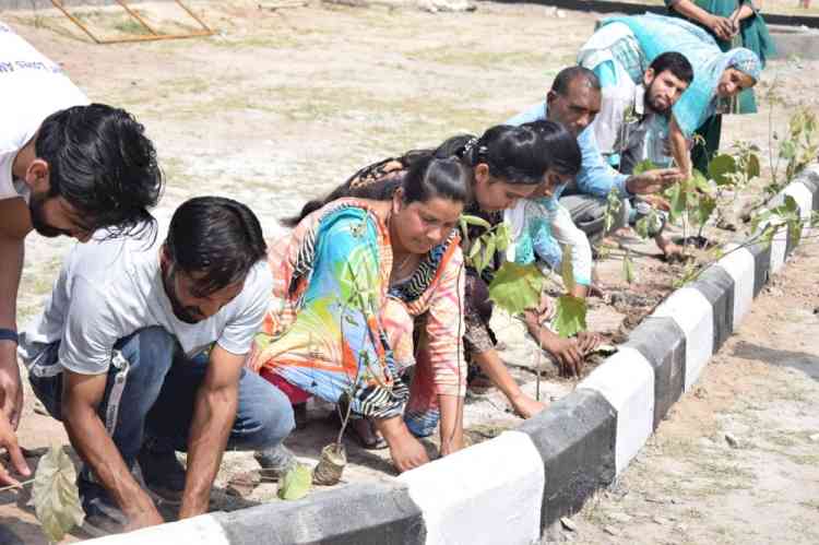 Ashish Mittal Foundation initiates tree plantation project