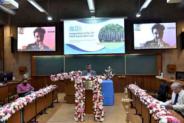 IIMA welcomes its 16thbatch of the MBA-PGPX Programme virtually