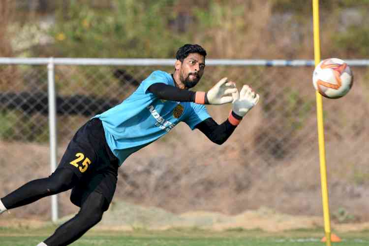 Laxmikant Kattimani extends stay at Hyderabad FC