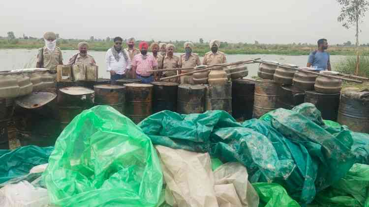 98000 Litre lahan recovered by excise department 
