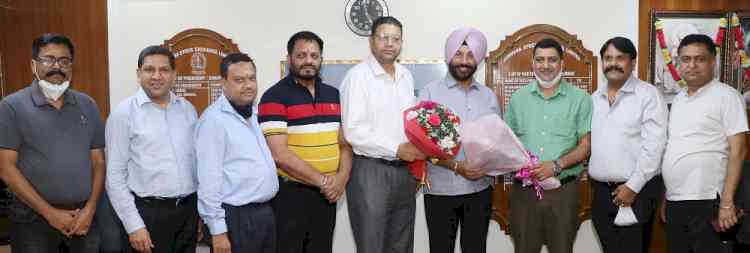 State government ready to provide every facility to industry and trade: Bhupinder Basant