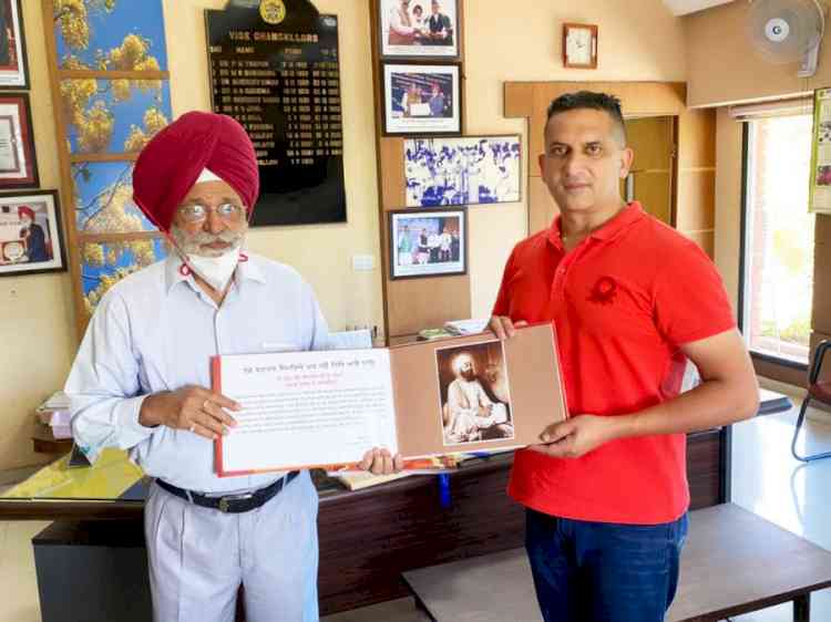 PAU VC acknowledges coffee table book on spiritual journey of Guru Teg Bahadur Sahib