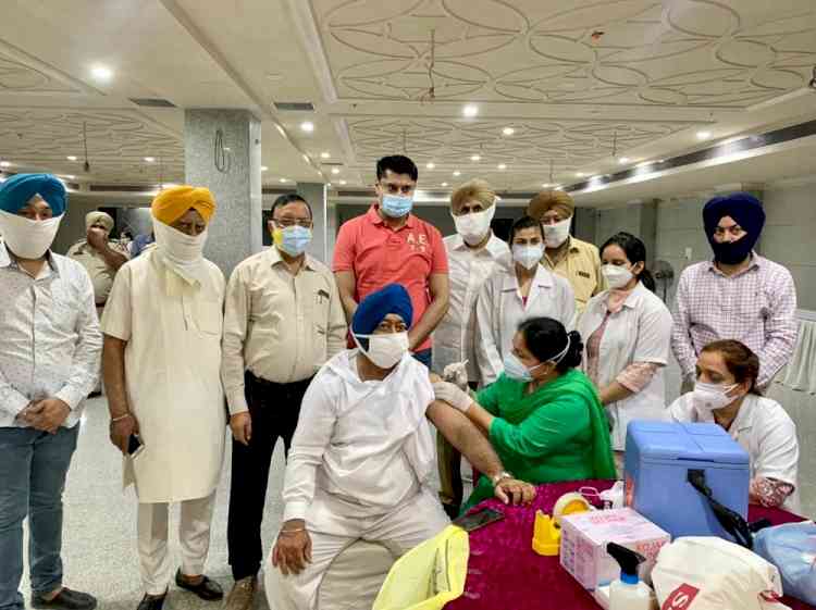 Youth clubs to make vaccination a mass movement: chairman Sukhwinder Singh Bindra