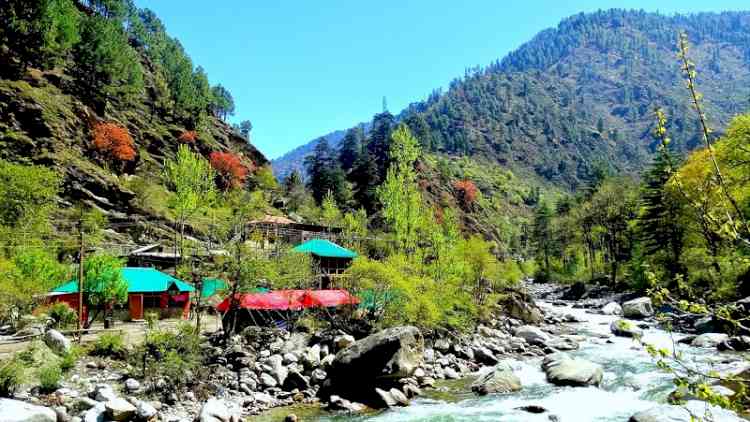 Tourism industry of Himachal Pradesh in troubles, waiting for government support