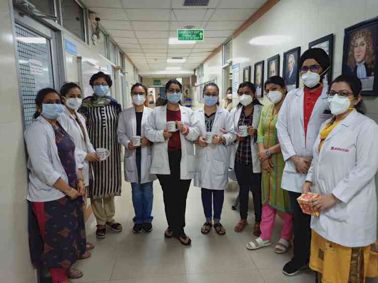 DMCH Docs and Residents felicitated for their tireless contribution in treating Covid patients
