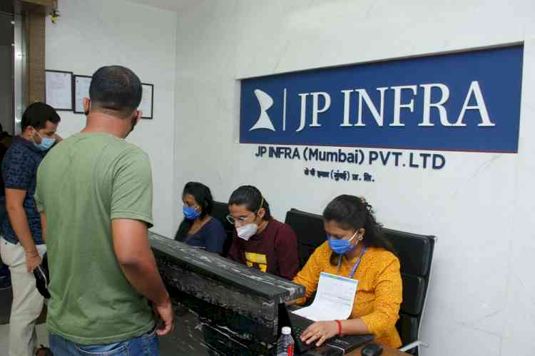 JP Infra Mumbai vaccinates over 1500 individuals in two different phases